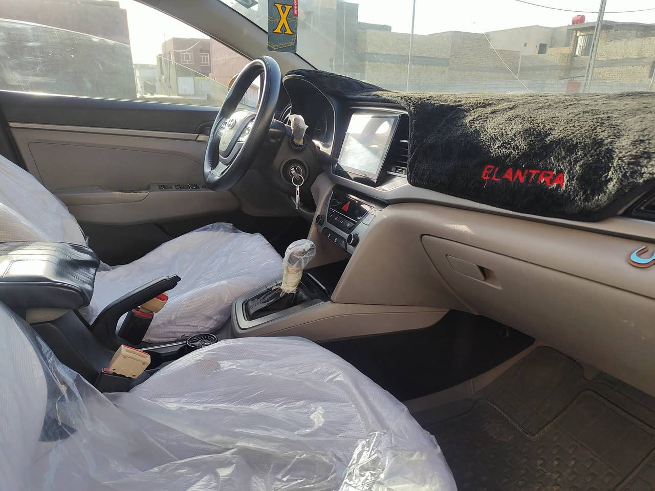 السلام عليكم..
النترا امريكي للبيع 2018..
حادثها جاملغ وبنيد..
السعر 125 وبيهامجال..
السماوه.
***********
