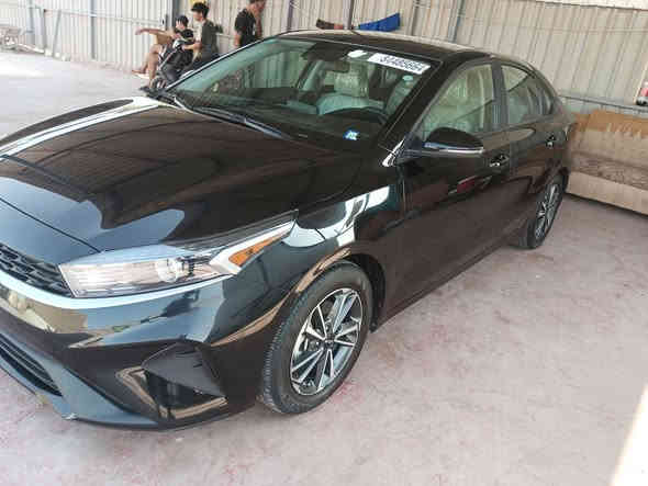 السلام عليكم فورتي معوقين 23
حالة الصندوق، للون السيارة اسود ،ماشية 40 كيلو 
بدون شاصي ،بدون لغد ، بدون دواخل ، بدون اير باك 
السيارة جاهزه السعر 140 بيها مجال شي بسيط 
العنوان بغداد الزعفرانية الرقم : ***********
