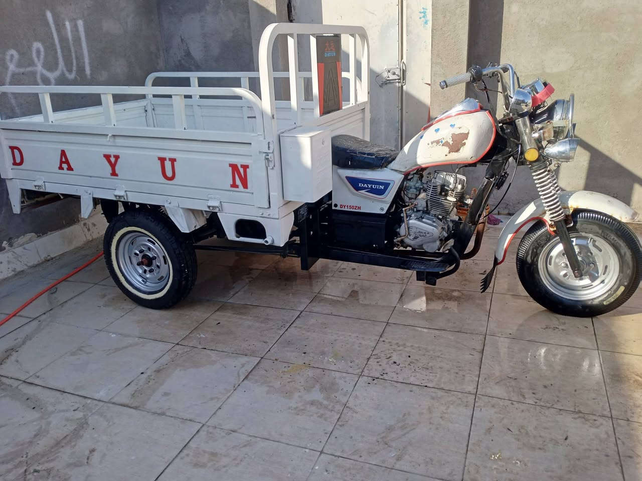 سلام عليكم ستوته للبيع موديل 2018 أوراق كامله مكينه مفتوحه ولفات كهربائيات شغاله  مكان سوق الشيوخ سعر 1500وبيه مجال ***********
