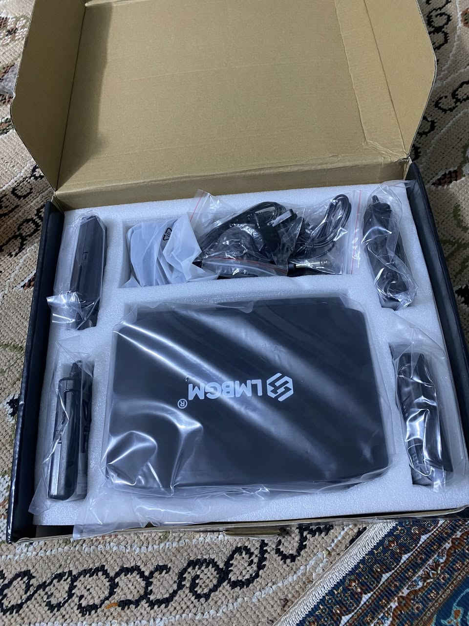 اخوان طلعلي هذا الجهاز على الاغلب نك مايك مال صحفيين ما اعرف سعره اطوني سعر وبالعافيه


**إذا كنت صاحب هذا الإعلان وتريد حذفه لأي سبب، رجاءا أرسل رسالة إلى الدعم الفني**