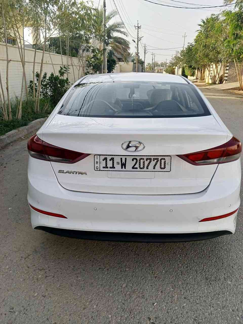السلام عليكم 
النترا خليجي موديل 2018 
رقم بغداد مسجلة بأسمي تحويل ثاني يوم
مكاني الرمادي الصوفية 
السعر 135@ وبيه مجال
للتواصل ***********
