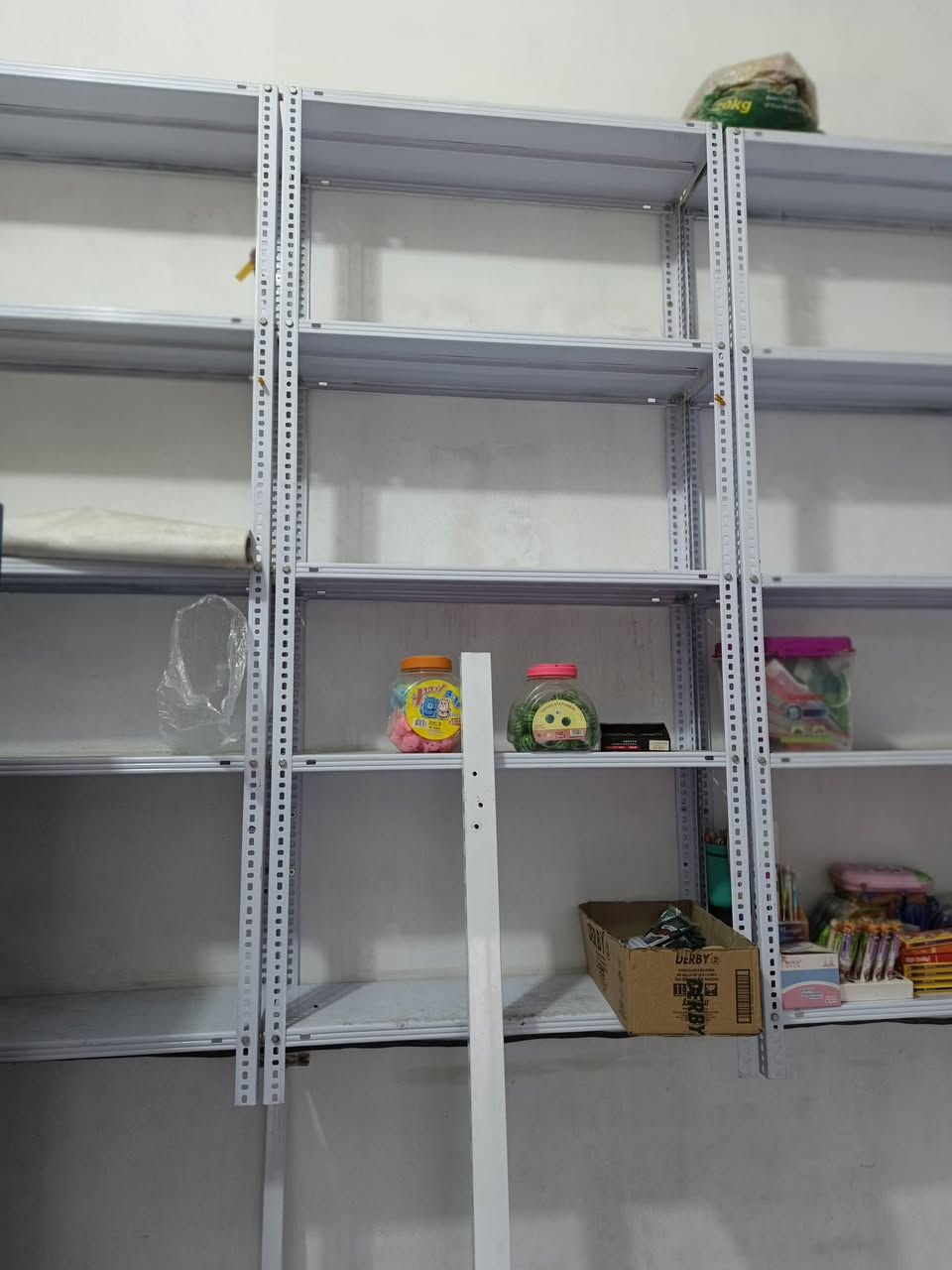 رفوف تعليك ٩متر
مع سلات جبس ٢عدد
مع سفينه ٣متر 
سعر خاص ديالى بعقوبه
***********
