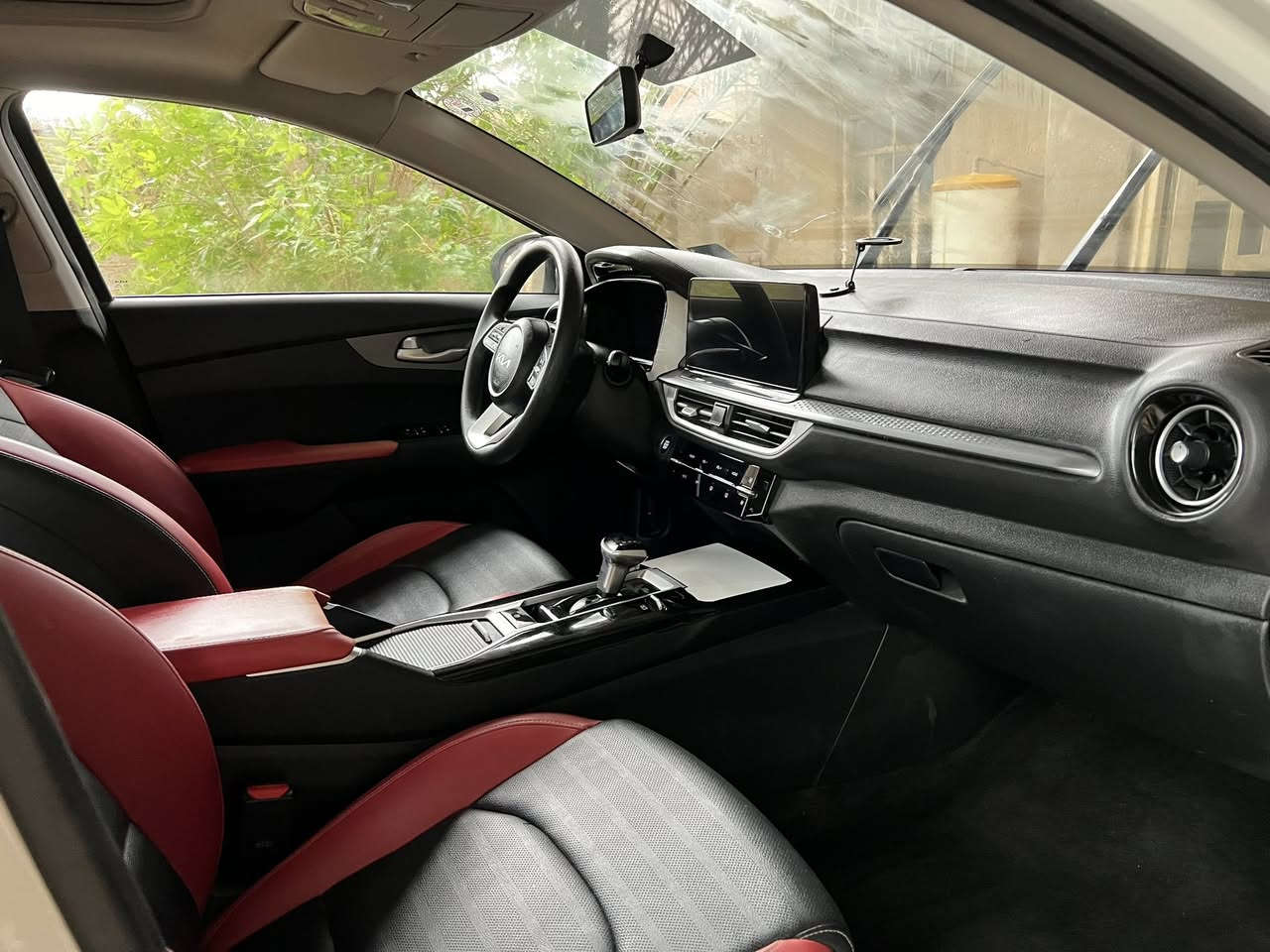 كيا k3 موديل 2024فول مواصفات بصمة فتحة شاشة حساس امامي خلفي كشنات  جلداحمر مكينة 1500 دبل نوزل  فول ماشية 33 الاف مكفولة كفالة عامة بيهه دحجه بدعاميه وكم رصعه مال شارع سعر137 رقم اربيل وكالة تحويل مكاني بابل كفل رقم الهاتف***********
