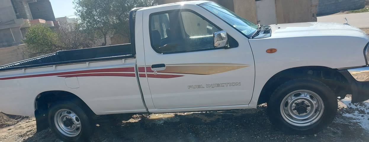 للبيع بيكم خمسة جنكال نيسان شبوط ياباني الأصلي موديل ٢٠٠٨ رقم شمالي انكليزي وسنوية جديدة وبأسمي بيه صبغ شي بسيط مبين بالسونار ؛ السعر ١٢٢ وبيه مجال بسيط للأستفسار ***********
