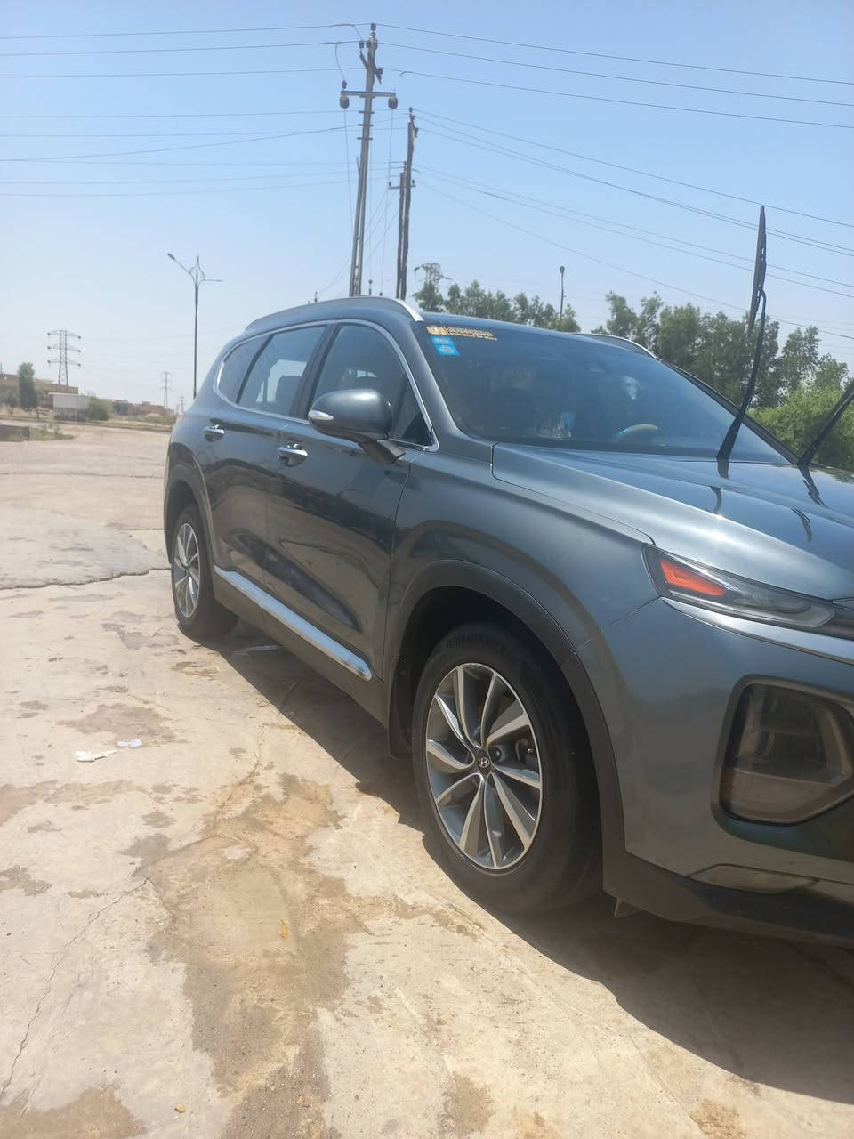 سلام عليكم سنتافيا 2019 سيارة فول مواصفات 1/1 مواصفات vip محرك 2000 تيربو ماشيه ١٠٠لف ميل
سيارة حادثها مرفق بالمنشور
سيارة صبغ حزام اثر جراد  
سعر147 وبيها مجال للشراي
سيارة كشنات كهربائية و تدفئة و تبريد الخلفي و الامامي جنطة كهربائية كامرات اربعة 360درجة 
تدفئة ستيرن بردات خلفية 
سيارة بانيراما تبريد قطعتين 
سيارة كاملة مرقم بغداد باسمي تحويل ثاني يوم
مكاني ميسان 
رقم الهاتف***********متواجد فقط واتساب
