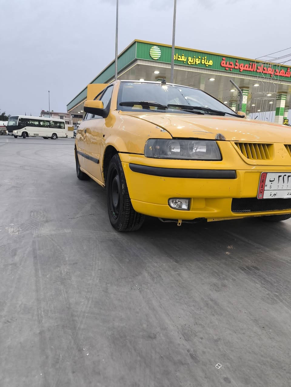 السلام عليكم سمند 2011 سياره حلوه ونضيفه مكينه كير جديد تجفيت كله جديد بساتم ياباني بيه جاملغ امامي جه السايق مبدل الباقي مكفول عنواني بلديات شارع المصرف الشراي يتصل ***********
