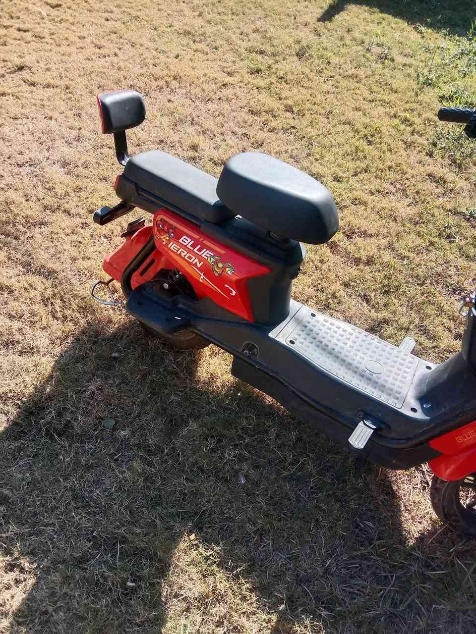 سلام عليكم دراجة شحن للبيع سويچ عادي وبصمة السعر 300 الف المكان بغداد الجسر الفرنسي للتصال ***********
