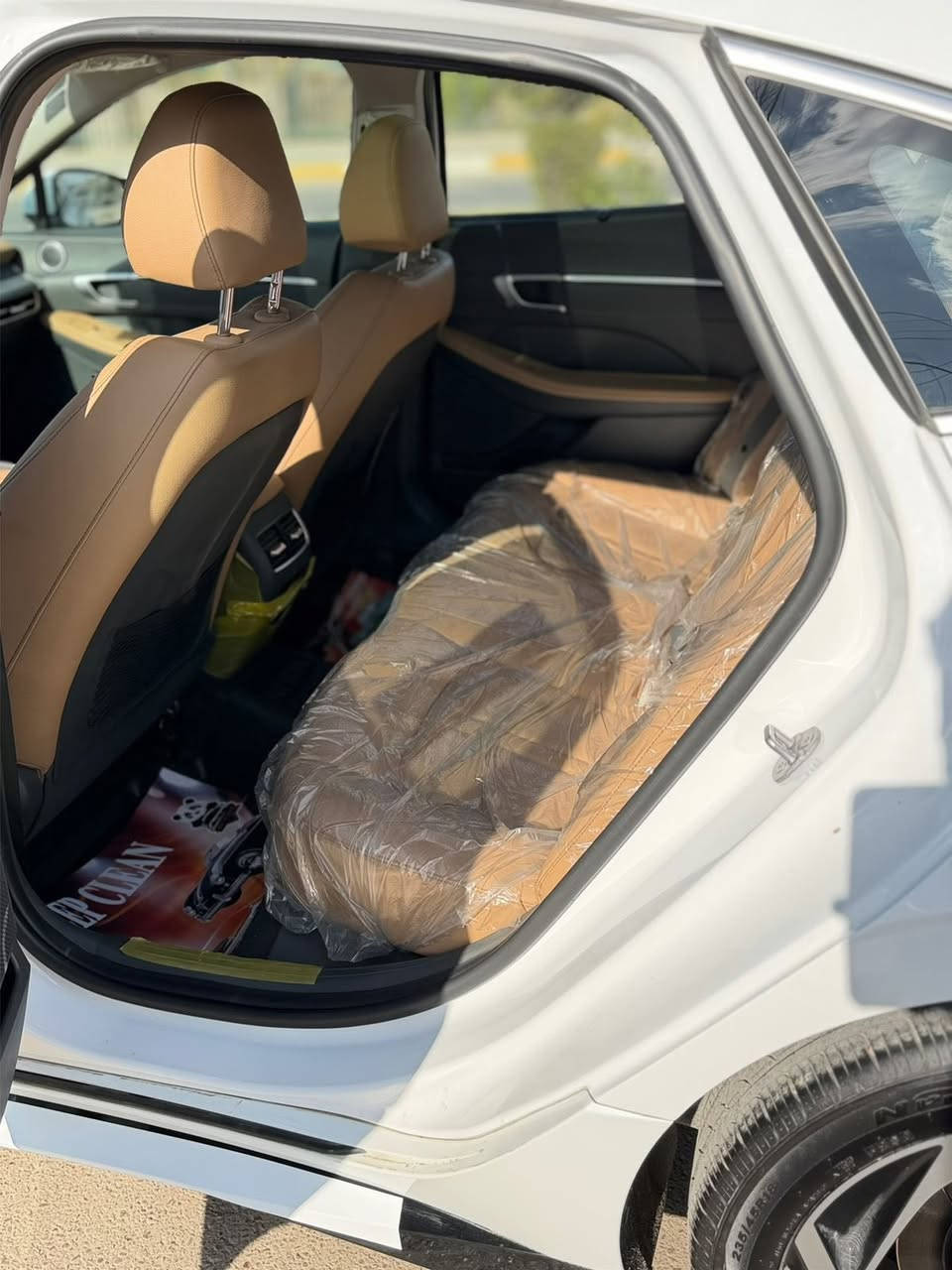 السلام عليكم للبيع سوناتا خليجي زيرو
للبيع فقط هونداي سوناتا 2024 

        فول موصفات للاخير 

        وارد خليجي مكينة 2.5  

      كفاله عامه عدا رصعه جدا صغيره وممبينه  كفاله لا صبغ لا بارد لا تبديل سياره ع ايدي من زيرو    ماشية 27 الف كم 

       السياره نضيفه جدا بعدها بحاله الوكاله 

تبديل الدهن كله بل وكاله سياره بعدها بل ضمان 

      :الموصفات /

      • بانوراما

 • إنارة Full LED

 • كاميرا

 • حساسات أمامي + خلفي

 • دخول ذكي + تشغيل بصمة + تشغيل عن بعد

 • مرايا كهربائية قابلة للطي

 • جنط 18

 • مقاعد جلد كهربائية 

 • مقاعد جلد

 • شاشتين 12.3 إنج

 • نظام صوت Bose

 • ستارة خلفية 

 • شاحن لاسلكي

 • تكييف أوتو ثنائي

 • كير إلكتروني تعليك

 • رادار + مانع تصادم

 • مثبت سرعة ذكي

 • نقطة عمياء + تحذير خلفي

 • 6 وسائد هوائية

• ويل 19

السعر 233  وبيه مجال

 

📍 الموقع:بغداد قرب تقاطع الدرويش

📞 للاتصال:***********
