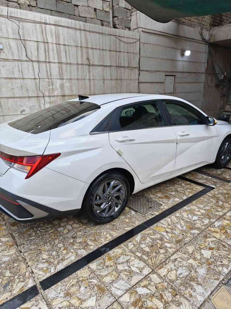 السلام عليكم
النترا هايبرد لمتد 2025 فول مواصفات للاخير ماكو مواصفات ما بيها شنو اللي ابالك ماشي 10 الاف  تبديل باب خلفي ايمن دخول جديد بوضع الوكالة 

السعر 170 ورقة 

***********
