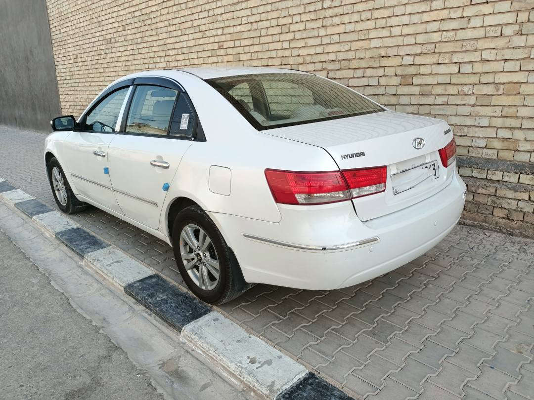 سوناتا موديل 2009 رقم بصره دولي سنويه بأسمي
فول مواصفات محرك 2400 
فتحه 
ويل كب 
السعر 120 
بيها 3 قطع صبغ 
هاتف *********** 
السياره موجوده بالنجف النجف, العراق
