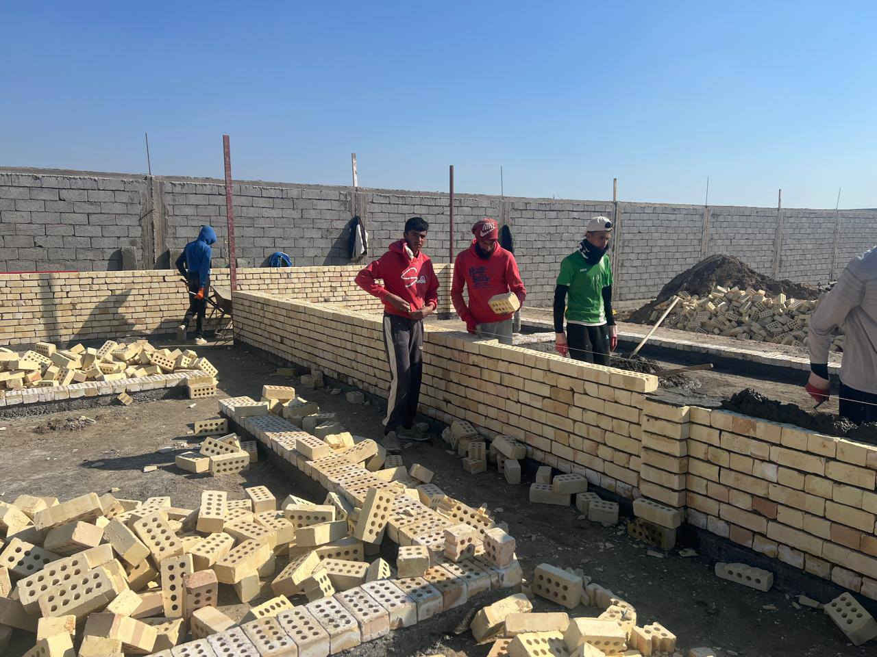 #ألعـاصمـة #للمقـاولات #العـامـة
         "نقـدآ وبـالتـقسيط"
هدم وترميم_أشراف هندسي
أحدث التصاميم_أستثمارعقاري_خرائط
ألعنوان:ألغزالية شارع مدير الأمن عمارة حامض حلو الطابق الثاني اهلآ وسهلآ بكم🤝
للأستفسـار خـاص أو اتـصال"
***********
***********
