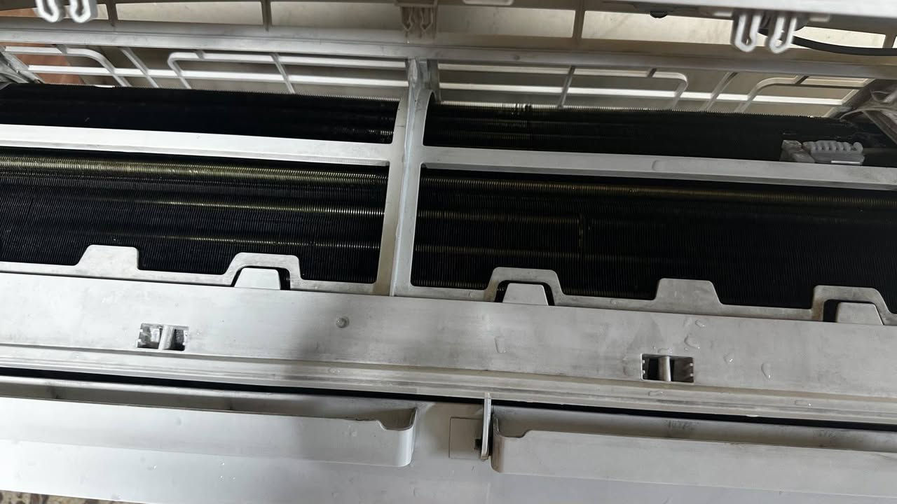 سبلت للبيع ميديا طن بلادي   كامل مع ملاحقاته ريمونت +بوري ٣ متر غازه مقفول سعره ٢٧٥ الاتصال على رقم ***********

