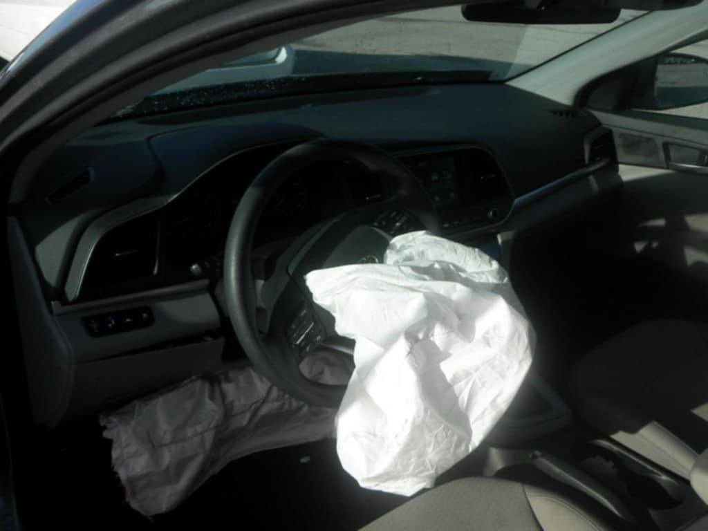 السلام عليكم النترا 2019 نص فول ماشيه 76 ساره نضيفه ليبل واحد ماكو اي تبديل مكفوله من تبديل منعده البارد شوف صور ب  المنشور  مكلف بنشر للستفسار التصال على رقم ***********

مكلف بنشر
