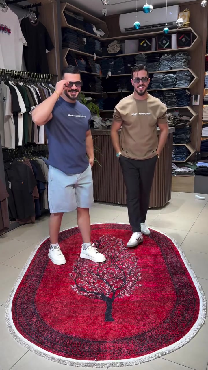 كل جديد وحصري تلكاه يم Am🙂‍↔️
يوجد توصيل لكافة محافظات العراق🤍
للحجز واتساب ***********
عنوان المحل: الكاظمية شارع اكد 👍🏼🤍
#اكسبلور #explorar #ملابس #موضه #إكسبلور
