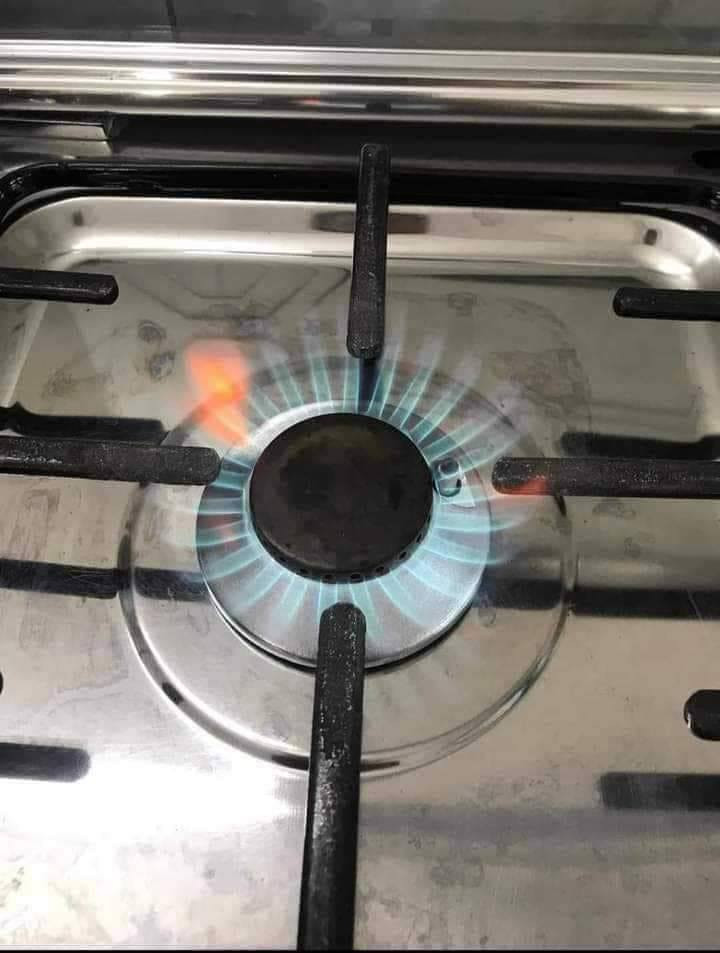 السلام عليكم صيانه تصليح انواع الطباخات الغازيه صيانه موقعيه ابكل مكان داخل المجمعات وخارجها 
نجيكم للبيت لاستفسار ***********
