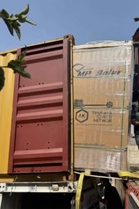 يتوفر اللواح 715 واط وجهين نموذج N-type  للتواصل 07726022114