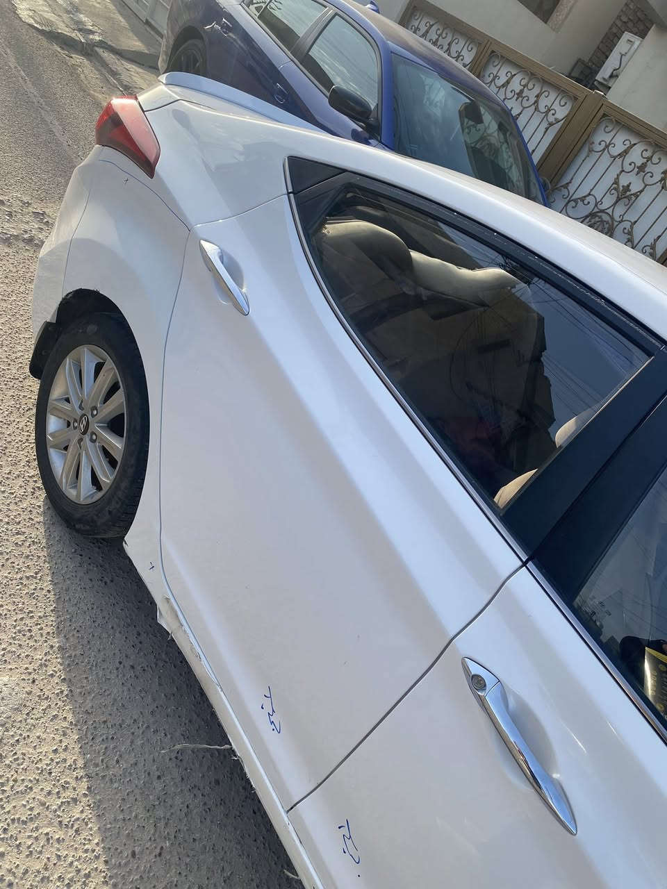 النترا مضلع موديل ٢٠١٥ 
خليجي مكينه ١٨٠٠
مكينه مفتوحه كل تفاصيل مذكوره بلسونار 
سعر ١٢٨ ورقه بيه مجال حك جيتك 
مواصفات فتحه تحكمات ستيرن تبريد قطعتين اشاير بلمري 
مري قلاب
رقم ***********
مكاني بغداد الكرخ
