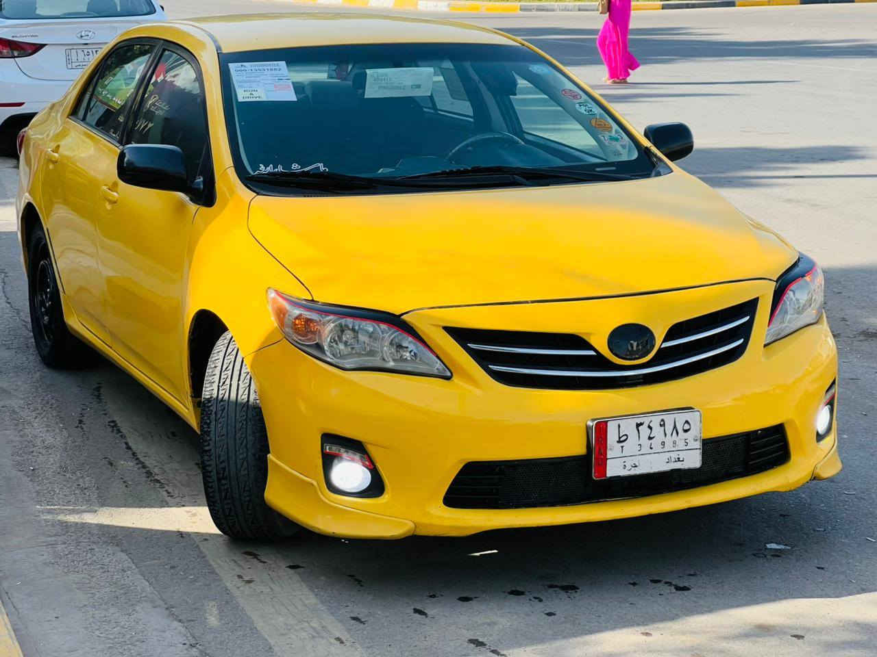 السلام عليكم
كورلا موديل 13 
رقم بغداد ب أسمي مصفره هيئه وغرامات حادثها جامرلغ السكن بدون دواخل بيه محرك ١٩ جديد قبل فتره شديته سياره جاهزه ومناقصها اي شي صبغة اولى وكامله تايرات جدد وتبريد وباتري جديد بدون نواقص مكانها ديالى بعقوبه 
 سعرها 125 
***********
‭***********
