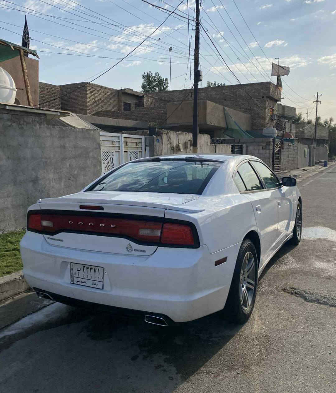 السلام عليكم 
جارجر 12
كلين مكينة وكير واكسل جدد
حدادية جديدة وتخم تاير
غرفة جديدة جلدكشنات كهرباء
الكير طيارة
السعر 170$ وبيها مجال
رقم الهاتف ***********
