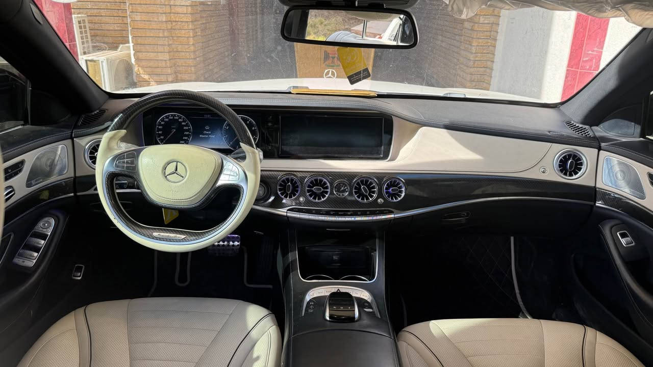 السلام عليكم 
تحية طيبة من رخصة الادمن 
مرسيدس s class 2014 550 
السيارة اداوات كفالة سرقة انتربول كص 
عليها كت كامل amg 63 داخل وخارج 
بلنسبة للمواصفات 
مواصفات 5 فصوص 
حجم L 
محرك 8 سلندر  بانزين  4.7 توين تيربو 
بانوراما 
قيادة ذاتية 
ناظور ليلي 
داتا شو 
قراءة خطوط الطريق 
بردات داير السيارة. 
جكات 
كشنات تبريد تدفئة 
كشنات داينمك 
كشنات مساج 
ابواب شفط 
نظام الاطفاء الذاتي عند التوقف 
رادرات 360 درجة 
كاميرات 360 درجة 
بانوراما 
صندوق كهرباء 
انارة داخلية متعددة الالوان 
السيارة مزودة بنظام التشغيل التلفزيون 
سماعات صوت برايمتسر 
لايت ميديا متحرك حسب الطريق 
ومعروفة مواصفات المرسيدس وهذا جزء من عدها بلنسبة لتفاصيلها 
 السيارة مدخلها ع ايدي ومستوردها ع ايدي وعليها سيرفز كامل من كلشي 
باتري جديد ac delco 
بيها نقص فقط دبة الماء  مال الزراكات 
مكانها زيونة *********** بغداد, العراق
