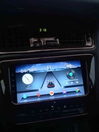 للبيع بطه لون لؤلؤي موديل ١٩٩٣ محرك وكير  واكسل غرفه كامله شادها الها ...