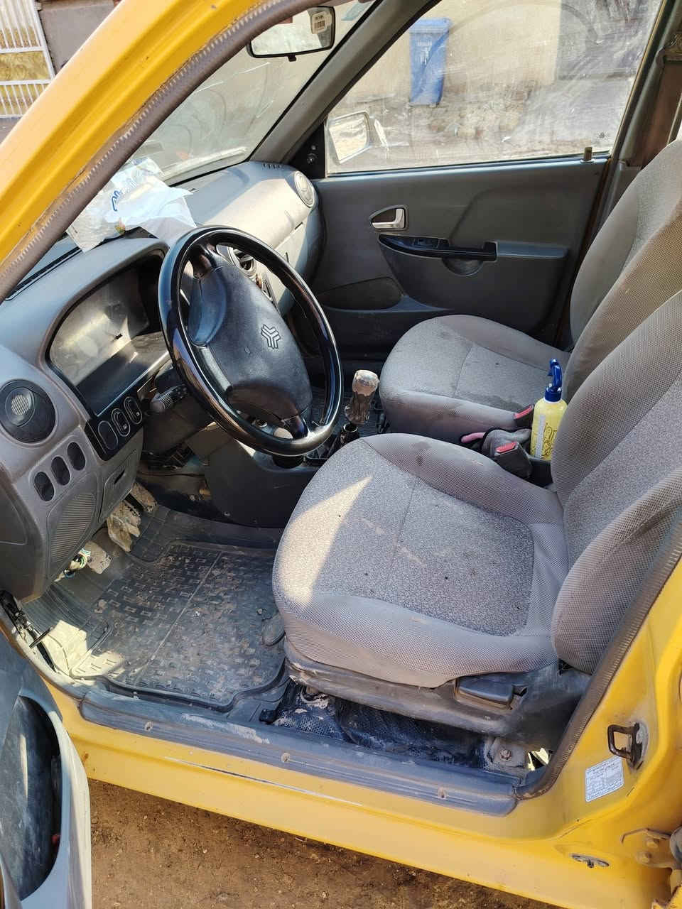 سلام عليكم سايبه البيع موديل 15 سياره بيه تبخير وباب  السياره بسمي مكاني النهروان رايده 25 ورقه وبيه مجال ***********
