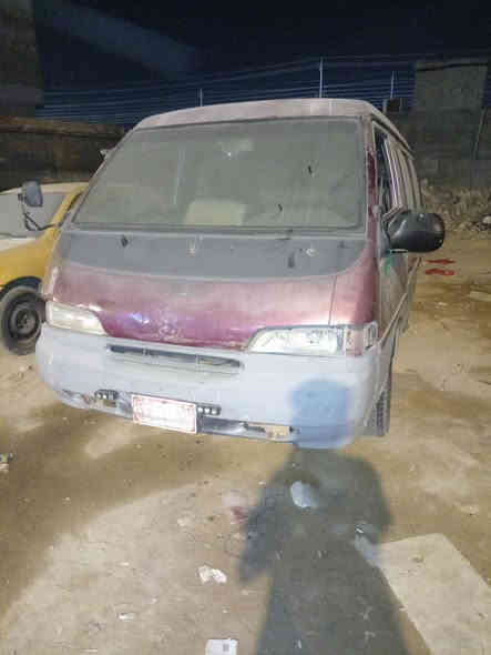 سلام عليكم هوداي 11 راكب سياره مكينتهه كايمه ونطيك مكينه سوبر وياهه جديده سياره كوم حديد رقم احمر سنويه كاتونيه راعيهه ما اندله بيع او امراوس سعرهه 10 قفل ***********
