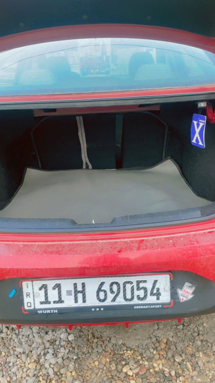 النترا موديل 19 لون ماروني للبيع مرواس هم عادي ضرر السياره فقط بنيد ودعاميه بدون تبديل فقط صبغ السياره كامله من كلشي دوشمه تبريد خير من الله السياره ماشيه 87 الف حقيقي فقط صور الحادث ويه الصور موجوده 
السعر 140 رقمي *********** اليحب يتصل
