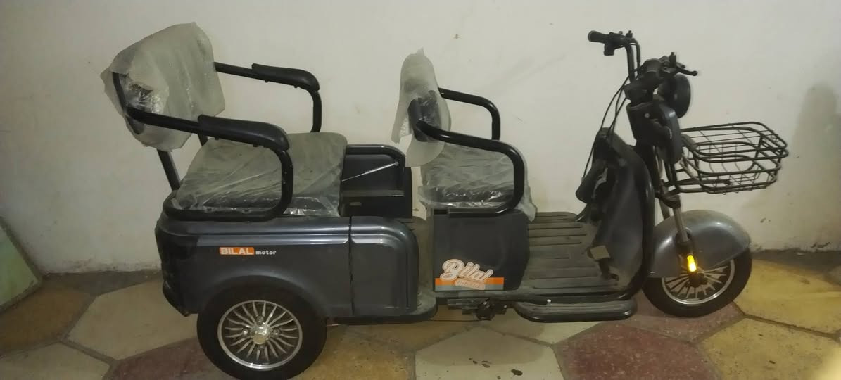 سلام عليكم دراجة شحن للبيع  سعر بواحد 700


**إذا كنت صاحب هذا الإعلان وتريد حذفه لأي سبب، رجاءا أرسل رسالة إلى الدعم الفني**