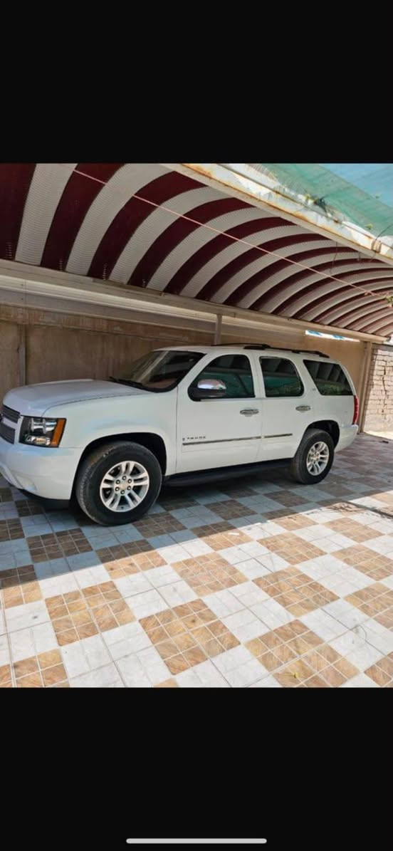للبيع شفروليه تاهو LTZ موديل 2009
اللون: أبيض
فئة LTZ (فل أوبشن)خليجي رقم شمالي وكاله عامه أو تحويل
محرك و كير خير من الله ، جلد، فتحة سقف، مقاعد كهربائية مع تبريد وتدفئه، نظام صوت Bose، مثبت سرعة، حساسات، السيارة بحالة جيدة، والسعر235$ قابل للتفاوض للجادين للاستفسار 
***********
