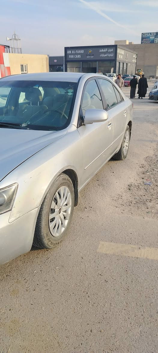 سوناته للبيع موديل 2008 رقم أربيل تحويل مباشر
سياره جاهزه بيها اربع قطع صبغ بدون داخل
كير محرك شرط سعر مناسب
***********
