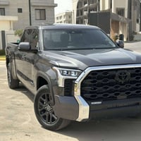 للبيع تيوتا تندرا   موديل (2023)   بلاتنيوم فول 1/1   شاشه جبيره تحكما...