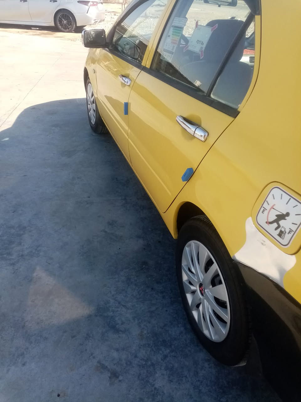 السلام عليكم سيارة الا نسر موديل ٢٠١٠ السياره مصبوقه حزام ضرر جاملغ خلفي خطه جوال رقم بغداد انكليزي سنوية لل٢٩ مكينه وكير مكفولات محرك ٢٠٠٠ تدفئه شغاله التبريد نقصه روله  تخم تاير جديد  صدر جديد  كهربائيات كله شغاله السعر٦٨ وبيه مجال بسيط العنوان ديالئ الرقم ***********
