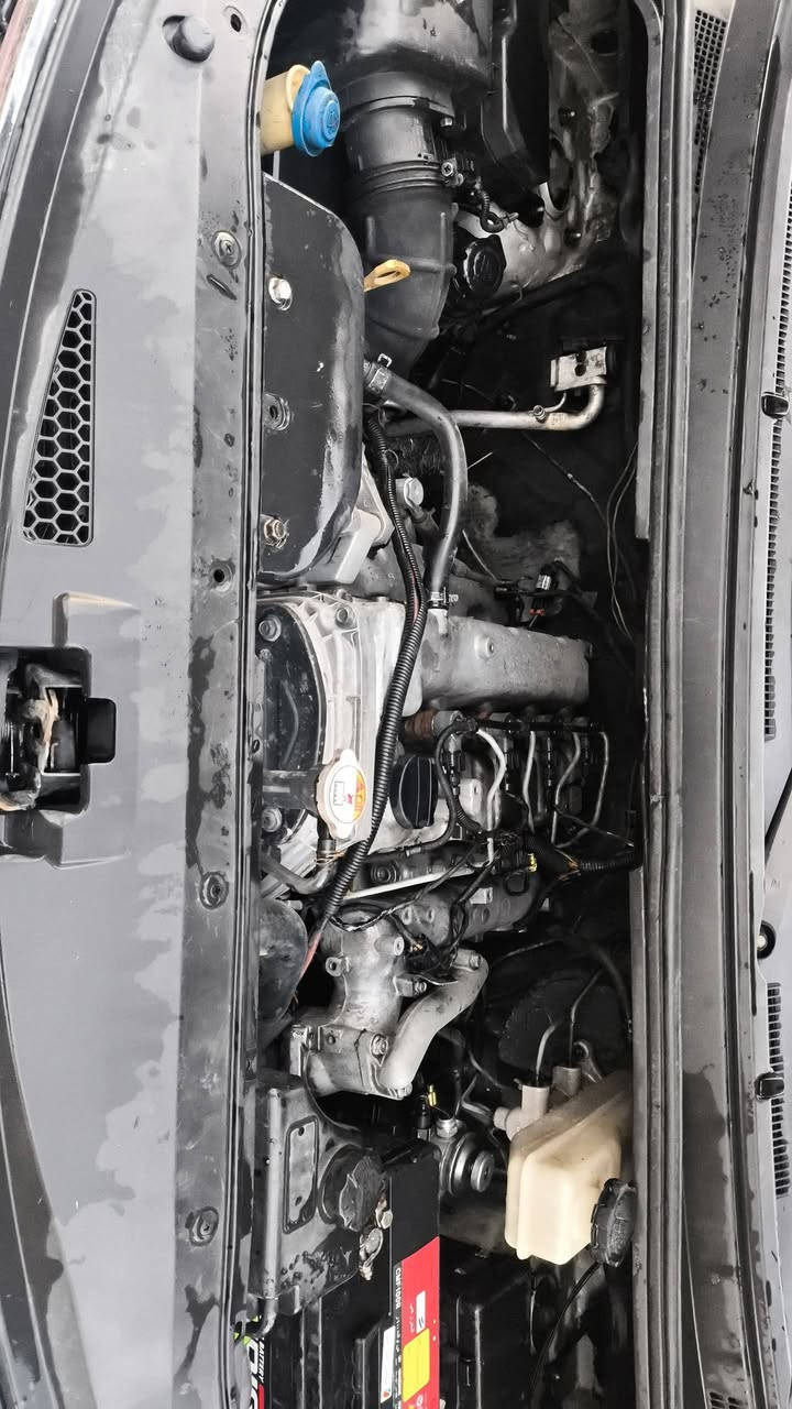 سلام عليكم ستاركس للبيع مديل 9محور مسكر 7سبلاين مكفوله كفاله من عده قطعه وحده مبدله بيه مصفره هيه وغرامات سيار مالشغل ***********
