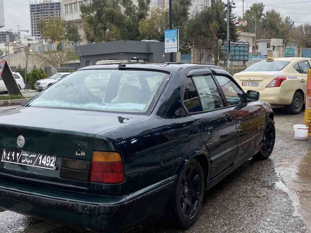 سەرەتا بە ناوی خوا بیئێم ٥٢٥ کەپسی گێر عادی
گێرو مەکینەی ئەوروپی لۆکی لەسەرە یەک حەفتەیە خراوەتە سەری بەشەرتی ئەوەی هەڵمیشی نەبێ بەخاریشی نەبێ  سلاید ٤ جام کارەبا قفل مەرکەزی سەیارەیەکی رێکو پێکو مەزبوتە ٤ تایەی تازەی لەسەرە   لە سلێمانیم ***********   
علوجە بەشەرتی مالی مەدەنی
