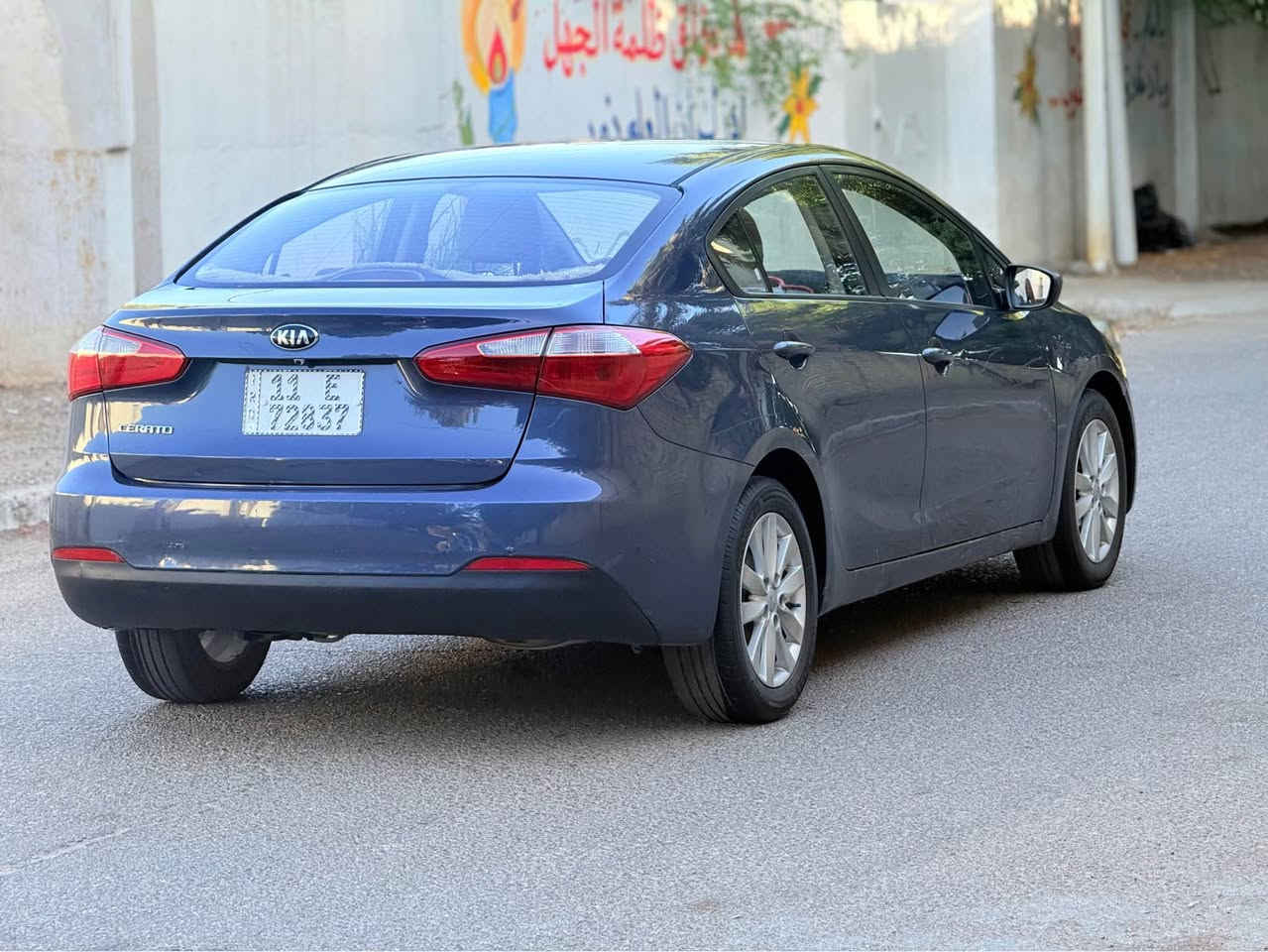 سلام وعليكم 
سيراتو 2015 خليجي 
شركه سردار 
ماشيه 105 
محرك 2000 
داخل لونين 
شاشه كبيره 
الرقم : بغداد / بسمي 
السياره : بدون صبغ كفاله 
المكان : بغداد / الصليخ 
السعر : 123
اللاستفسار : *********** بغداد, العراق
