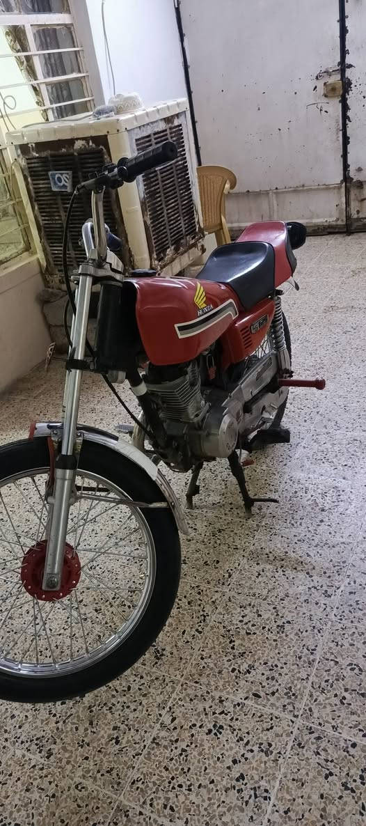 سلام عليكم دراجه بارت للبيع نشاط فول مكينه نار سعر 330بيها مجال للطيبين رجان لموشراي يعبر المنشور مكاني باب شمس كراج شمال


**إذا كنت صاحب هذا الإعلان وتريد حذفه لأي سبب، رجاءا أرسل رسالة إلى الدعم الفني**