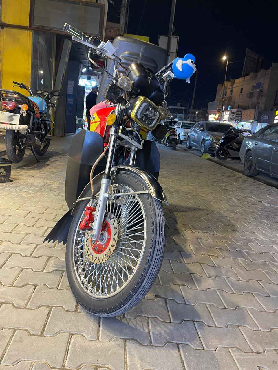 سلام عليكم لبيع موديل 2023 نضيفه كلش معنى الكلمه
رقم وسنويه مداور ثاني يوم دراجه حلوه كلش تجي وتشوف بعينك السعر مليون و 300 وبيها مجال مكاني نجف كوفه رقم مبايلي ***********
