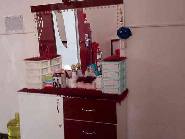 العنوان الدوانية الجلبية يم مدرسه الخلاني السعر 400وبيه مجال ***********
