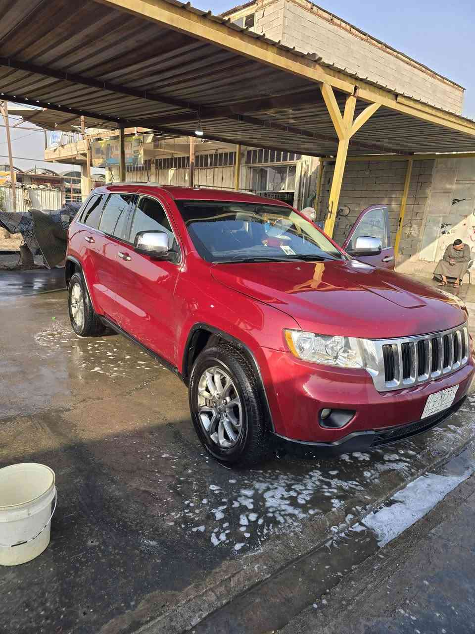 جيب وارد امريكي
موديل ١٢   سياره جديده وجاهزه بيه منضومة غاز انسه اصراف تخم تاير حداديه جدد مكينه جديده ممفتوحه بلاد كهربائيات جاهزه سونار مرفق مع صور الصبغ اثر شخوط بدون دواخل 
واذا اكو مراوس بموديل احدث ونطي فرق
السعر ١٢٥
عنواني ديوانيه 

للاتصال ***********
