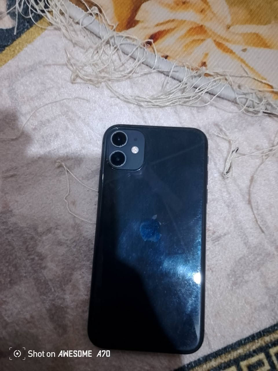 الببع ايفون 11العادي 
نموذج mمامفتوح الجهاز 
البطاريه 67 
السعر 150 العنوان سوك الشيوخ 
***********
