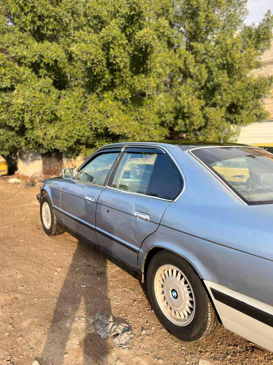 السلام عليكم بي ام كيرومحرك بطه راعيهه متوفي كاعد يمشون بلجرائات مال قسام شرعي وتتحول سيارة جاهزة واهلهه موجودين وتحويل السعر25قفل للتصال***********و*********** بغداد, العراق
