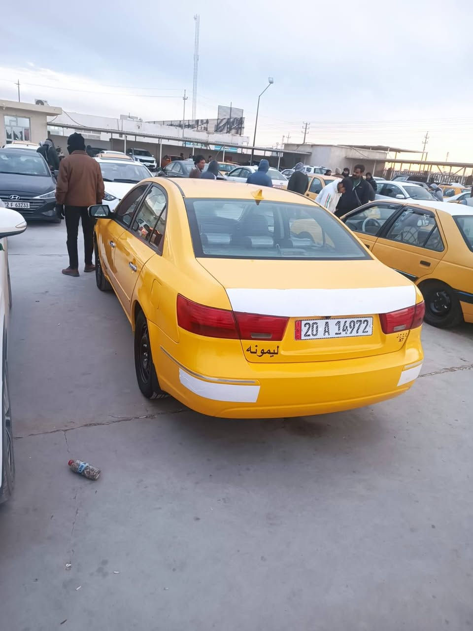 السلام عليكم 
سونتا 2009 امريكي بيه قطعه تبديل الباقي ليبل واحد سياره ماناقصهه شي كله جديد كير وتبريد وصدر ودوشمه وتخم تاير كله جديد 
مصفره هيئه وغرامات 
سنويه 2028
سياره مامتعوبه 
مكان السياره كوت -جصان 📍
للاستفسار اكثر اتصل ***********
🛑 مامتواجد على الفيس .
