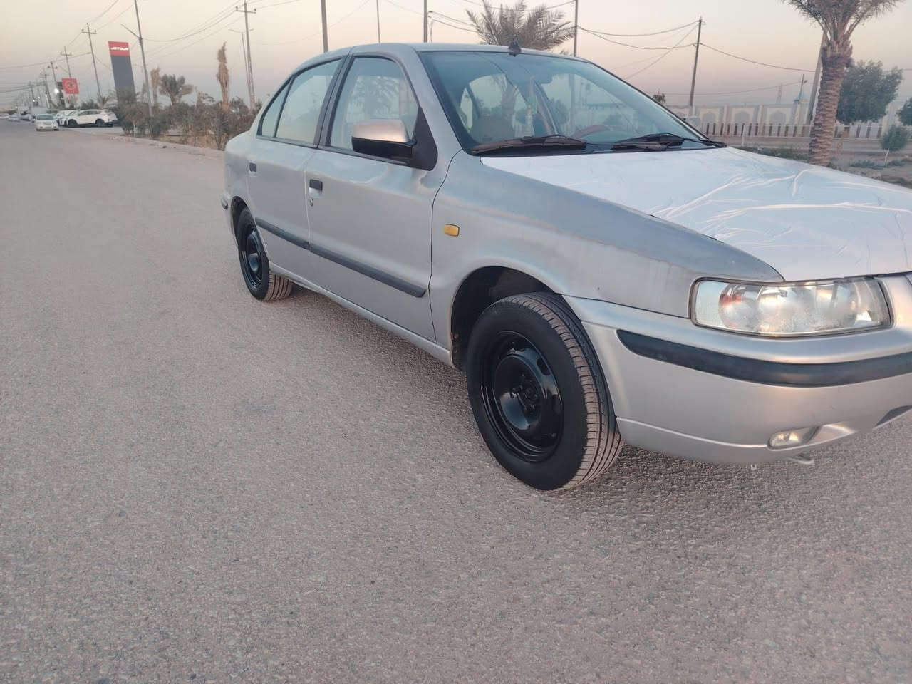 السلام عليكم 
سمند ٢٠١٢ مكينة كير حدادية تخم تاير كله جديد مالكها بالنجف بيها اثر جرد الباقي مكفول السنوية نافذة ٢٠٢٢ السعر ٣٨ وبي مجال 
*********** النجف, العراق
