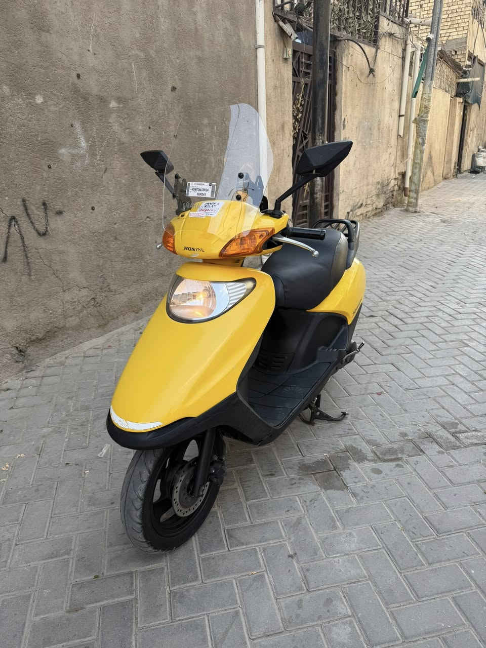 السلام عليكم سبيسي ياباني كفرات بلادي مكينه بلادي كابريتر اصلي دراجه صار شهر نازله من رمبه جديده دراجه رمبه السعر ٨٥٠ مكاني بغداد الشعب شراي يتصل ***********
