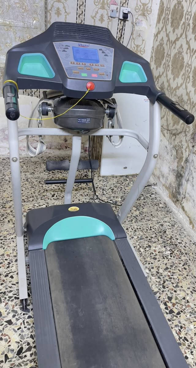 سلام عليكم جهاز جري للبيع وزن مفتوح وجهاز رجاج مع الحزام جاهز جهاز مستعمل قليل شغال وبحاله جيده سعر 250 وبي مجال بسيط وماكو هيج جهاز وزن مفتوح بهيج سعر الاستفسار  *********** مكاني بغداد مدينه الصدر
