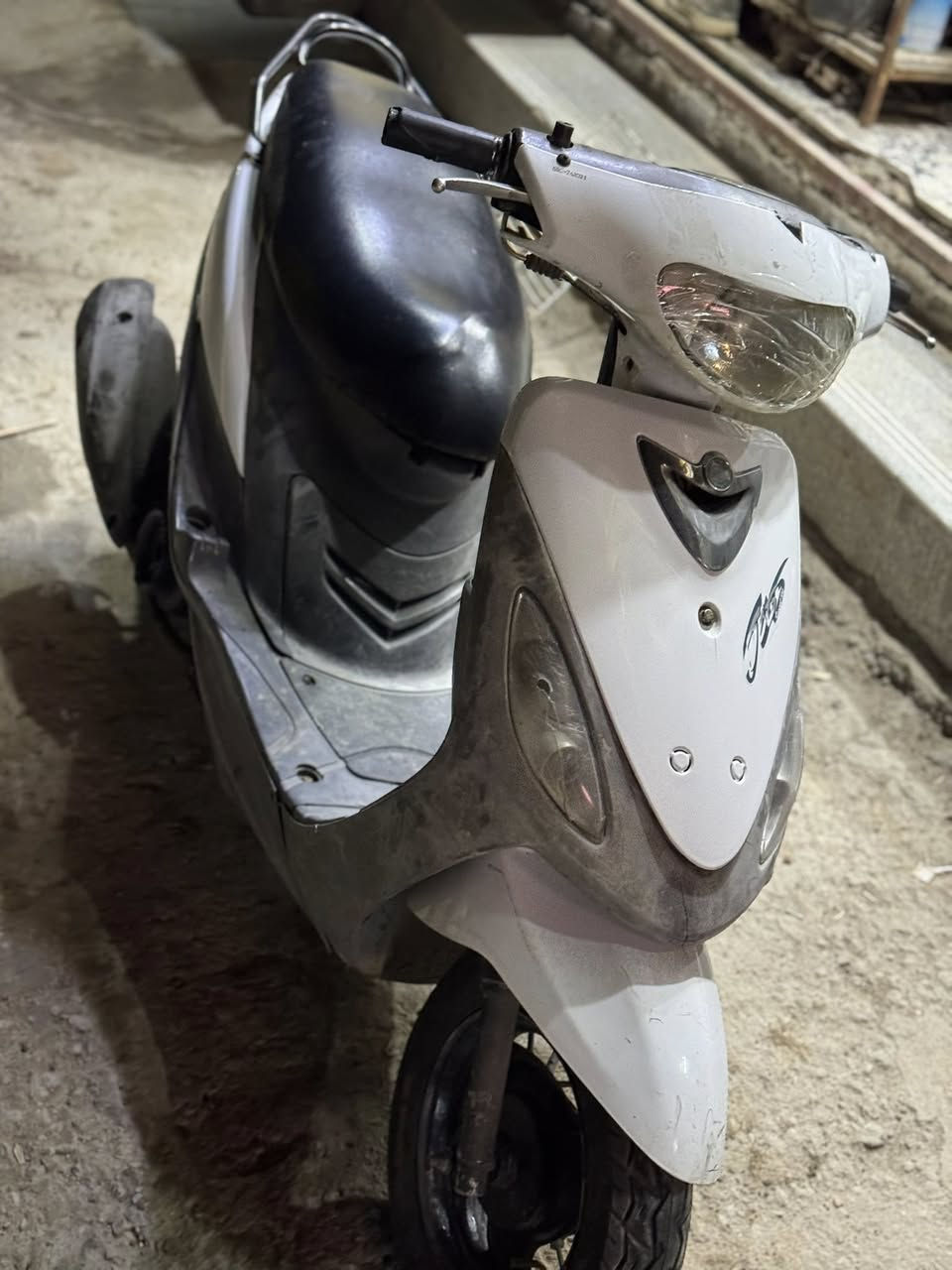 ماكس منغولي نضيفه كلش مفتوحه ولفات نهضه ومشي شك الكاع سعرها 500 الف وبيها مجال ناصريه حي اور ***********
