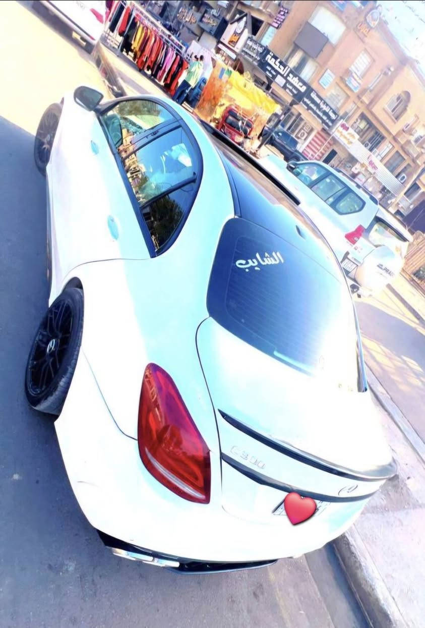 سلام عليكم 
مارسدس C300 بسعر مناسب 
الموديل 2018
ماشيه 85
رقم السياره حلو شبه مميز 
فول مواصفات فتحه 
حساسات اماميه خلفيه 
هند بريك بصمه
كامره 360 درجه
رادار متعدد
مري قلاب 
صندوق كهرباء
دبل ماوس تحكم 
كشنات تدفئه كشنات كهرباء 
خزن ميموري اناره داخليه
وضعيات قياده متعدده
وبيها هواي مواصفات
الحادث الصندوك مبدل 

السعر 238 ورقه 
23.800$ الف دولار 

بيع أو مراوس حسب القناعه 

للاستفسار 
***********
***********
احمد الخزعلي 
. بغداد, العراق
