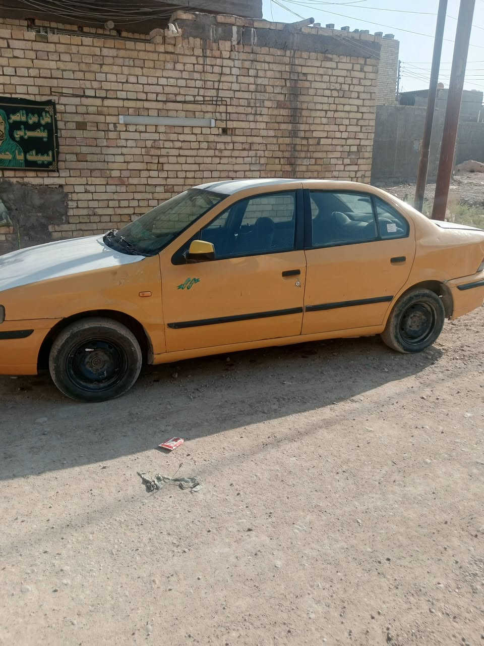 السلام عليكم سمند للبيع موديل 10 كير مكينة تمام كشرها كدامك الصور تبريد جان يشتغل بس هسة طفه وحده   مشطه تعبان يرادلة تجفيت  السيارة تمشي مابيها شئ  يوميه اني اروح واجي بيه كلج جديد   شادله.  كوري الفيحاء  أصلي   رايده 27. بيه مجال.   *********** واتس   موجود
