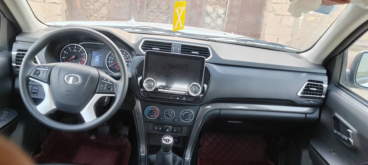 السلام عليكم
كريت ويل ٢٥ كفاله عامه مرقم  رقم مثنى 
 ماشيه ٨ الاف السعر ١٥٤ مكانها البطحاء رقم الهاتف ***********
